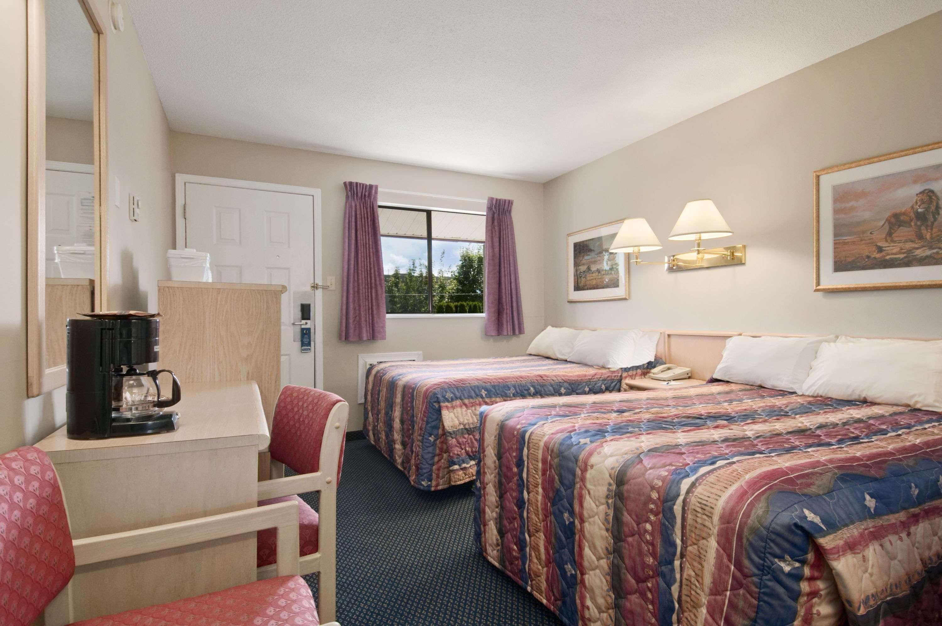 Coast Courtenay Hotel Luaran gambar